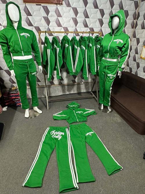 NEW WOMENS CROPPED SWEATSUIT
